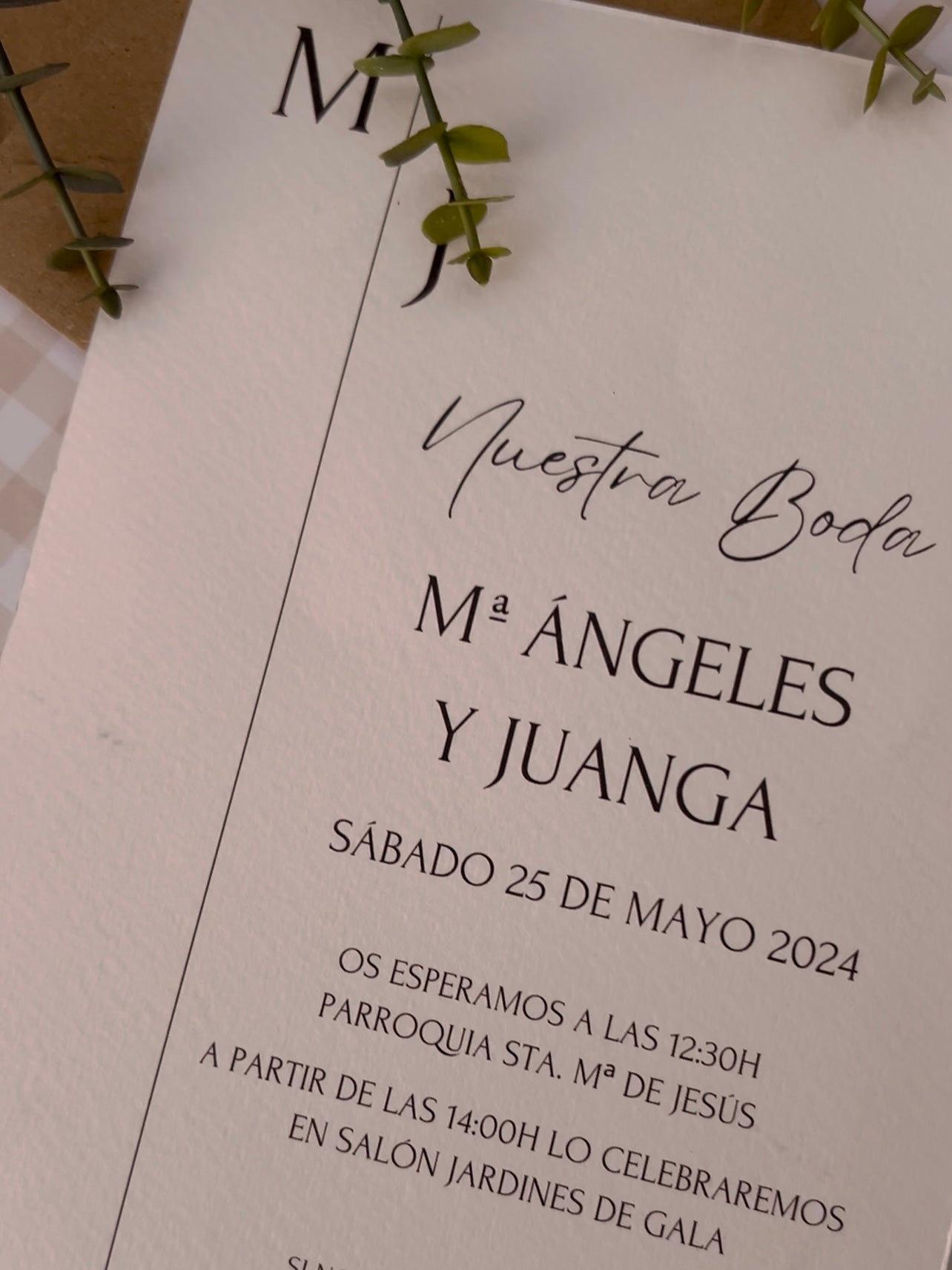 Invitaciones de boda personalizadas en acuarela
