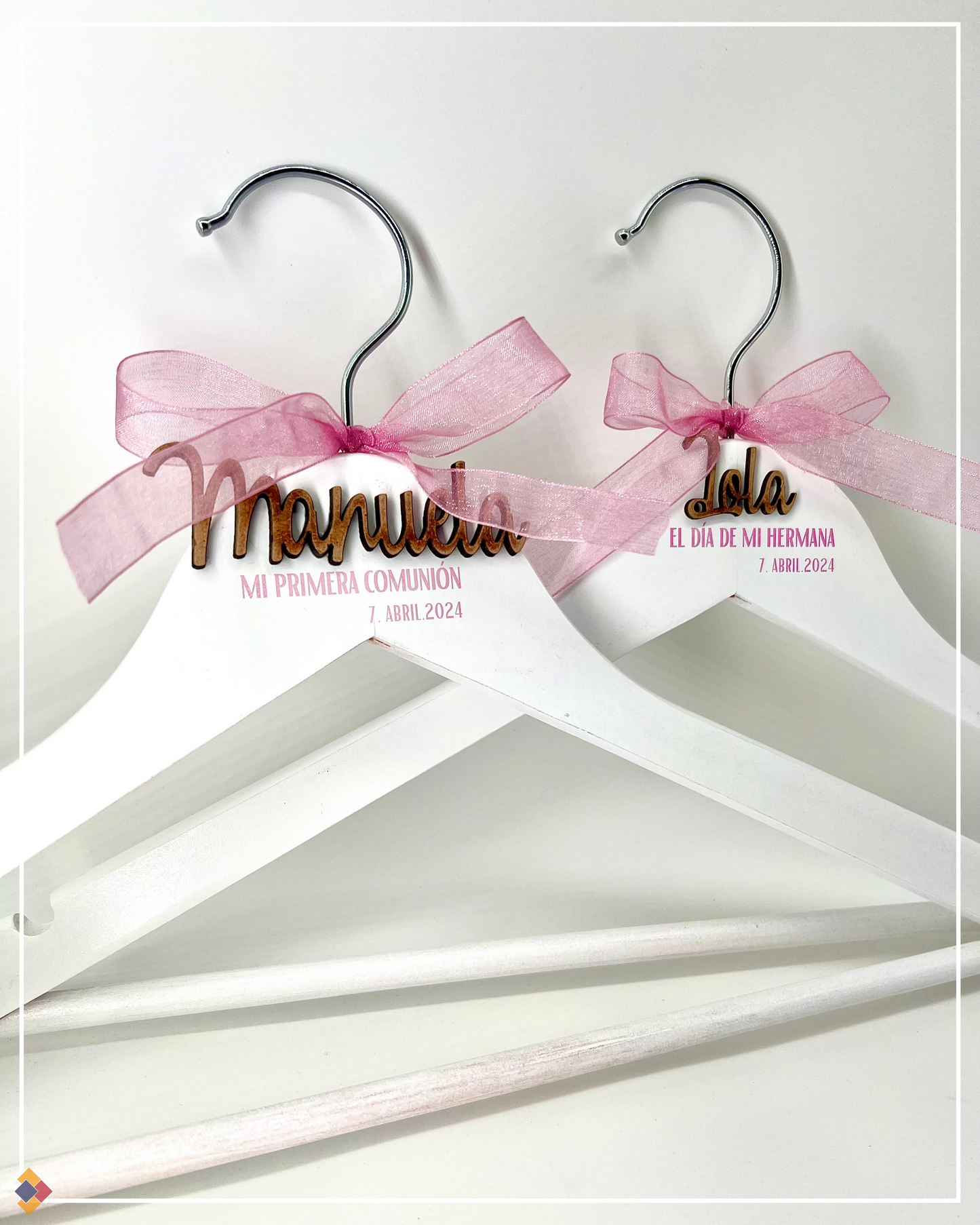Perchas para hermanas