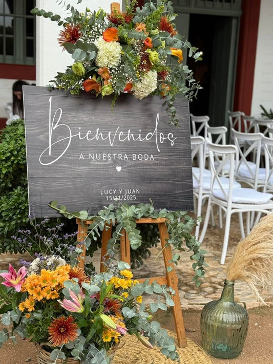 Cartel bienvenida simulación madera